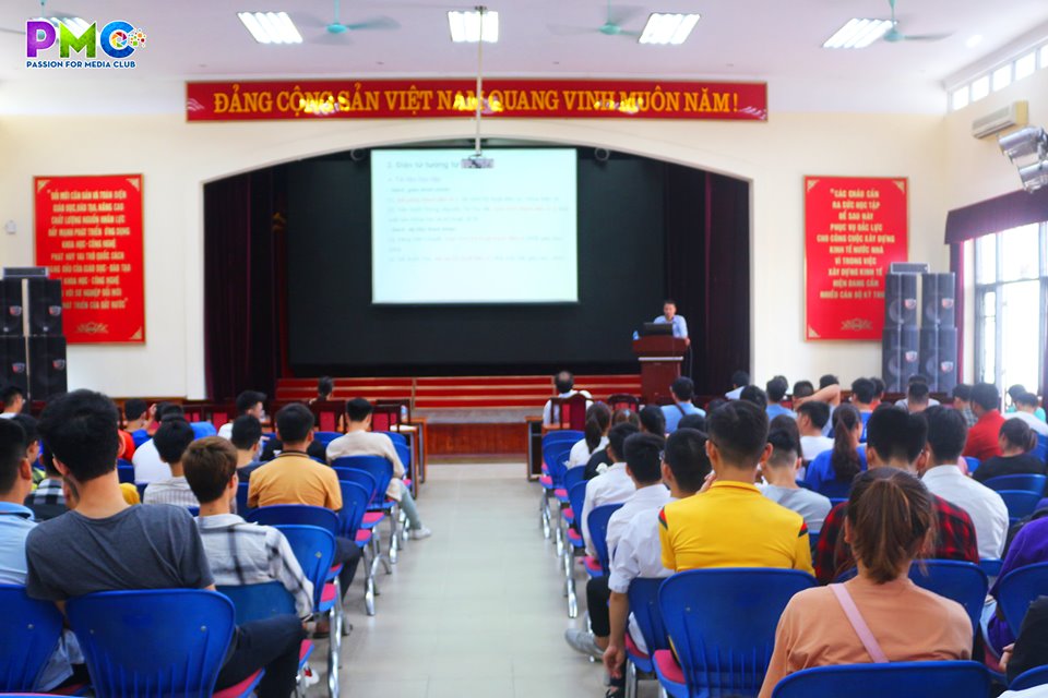 Đón sinh viên khóa 13 trở về Hà Nội và cố vấn đầu năm học 2019 - 2020
