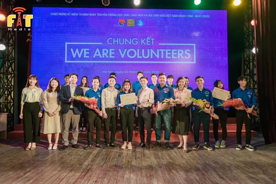 Khoa Điện tử dành ngôi vị quán quân cuộc thi `We are Volunteers`