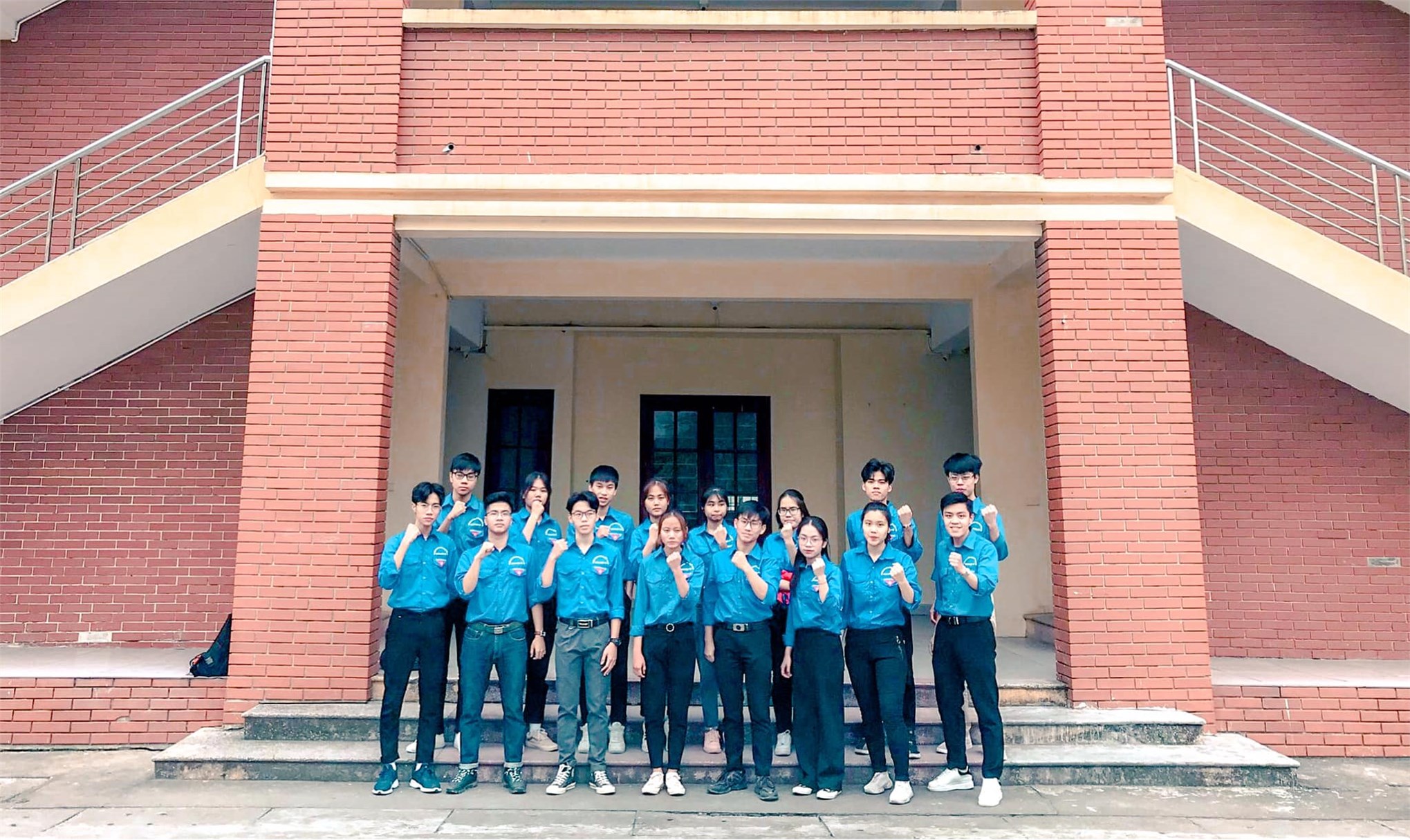 Đoàn thanh niên khoa Điện tử thực hiện ngày 5S tại cơ sở Hà Nam