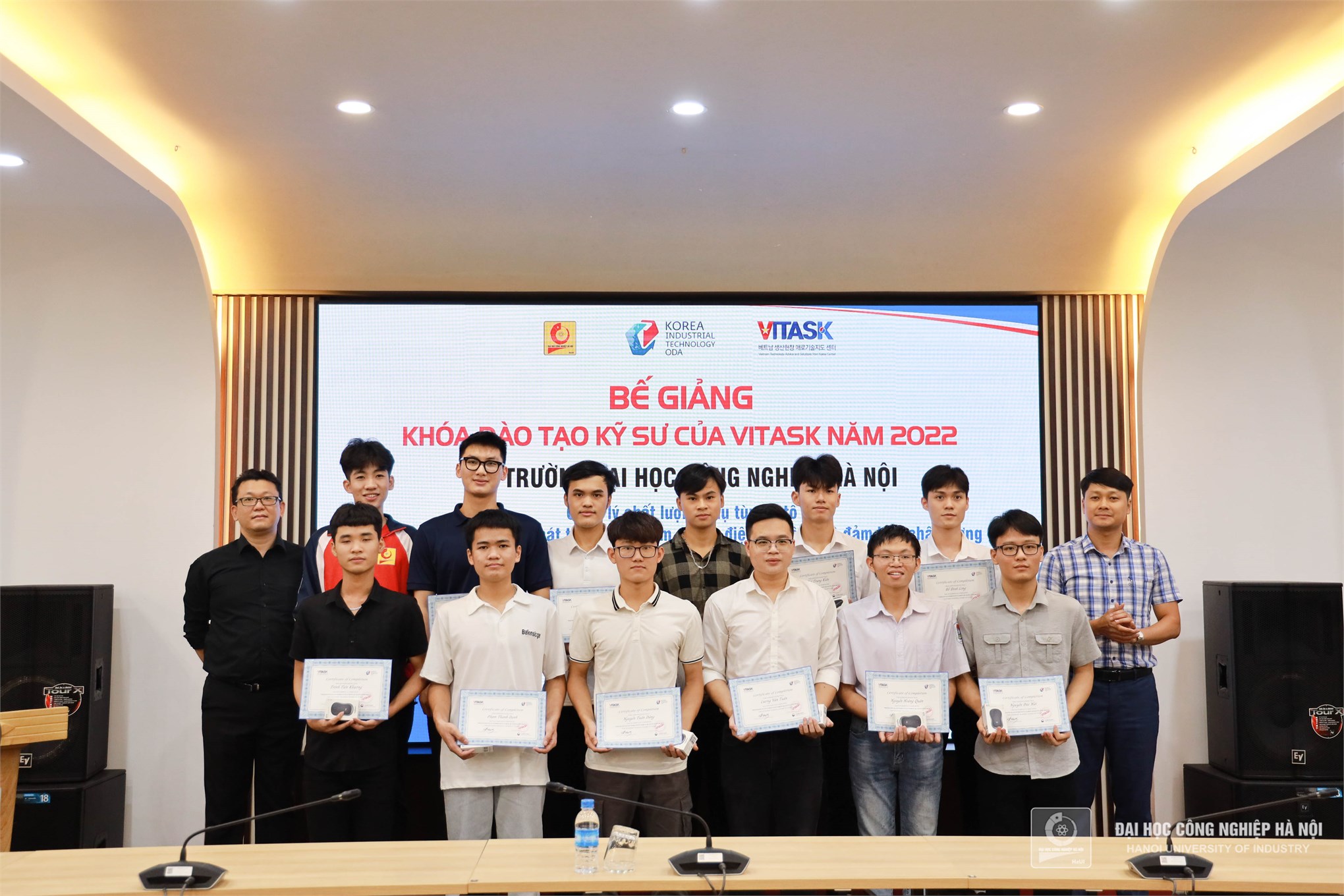 Bế giảng và trao chứng nhận cho sinh viên khóa đào tạo Dự án VITASK Hàn Quốc