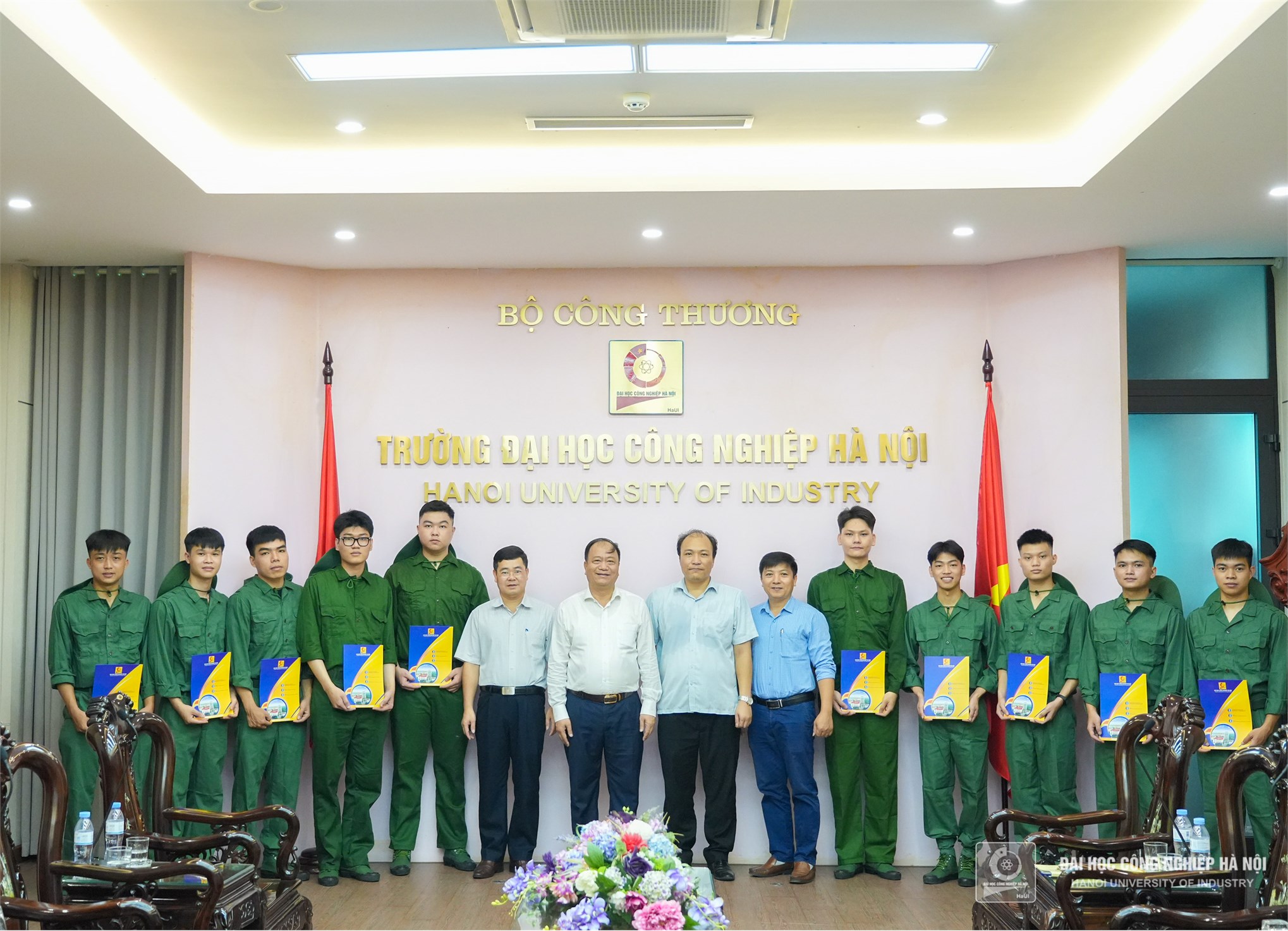 09 sinh viên khoa Điện tử trúng tuyển khóa đào tạo Sỹ Quan dự bị năm 2023