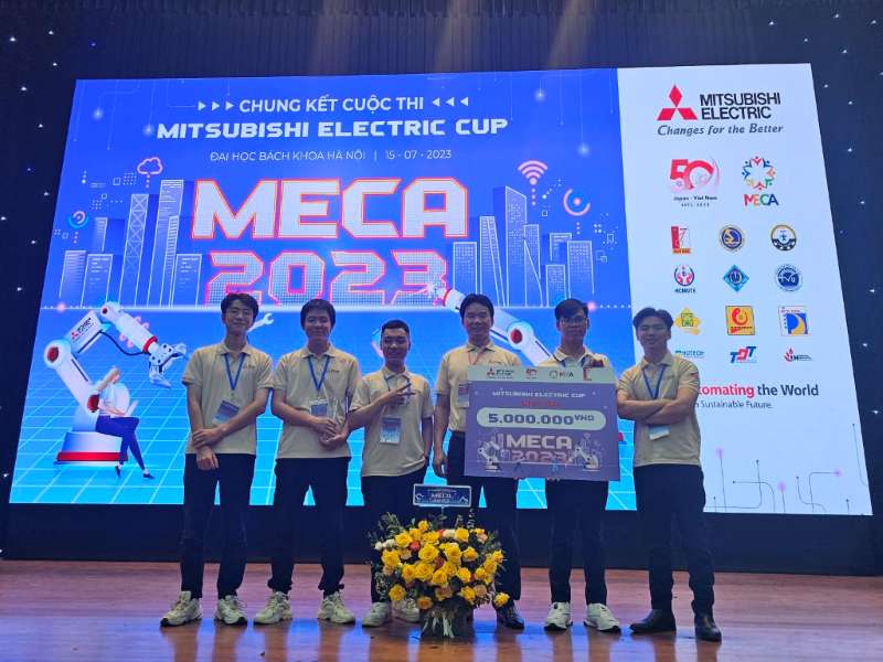 Đội tuyển FEE AUTOMATION khoa Điện tử đã giành giải 3 vòng chung kết cuộc thi MECA 2023